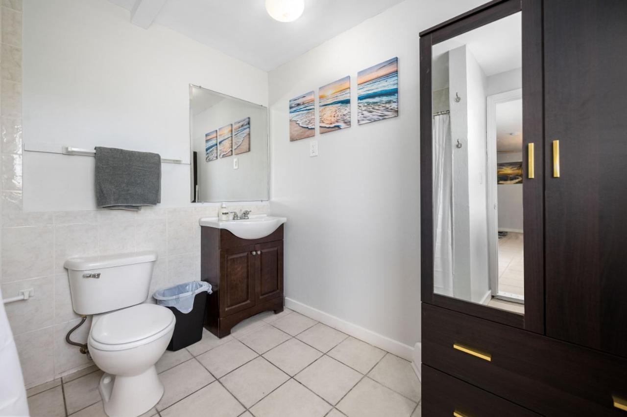2 Bed Cottage With Pool, Close To Beach! Bbq Grills & Patio Fort Myers Exteriör bild