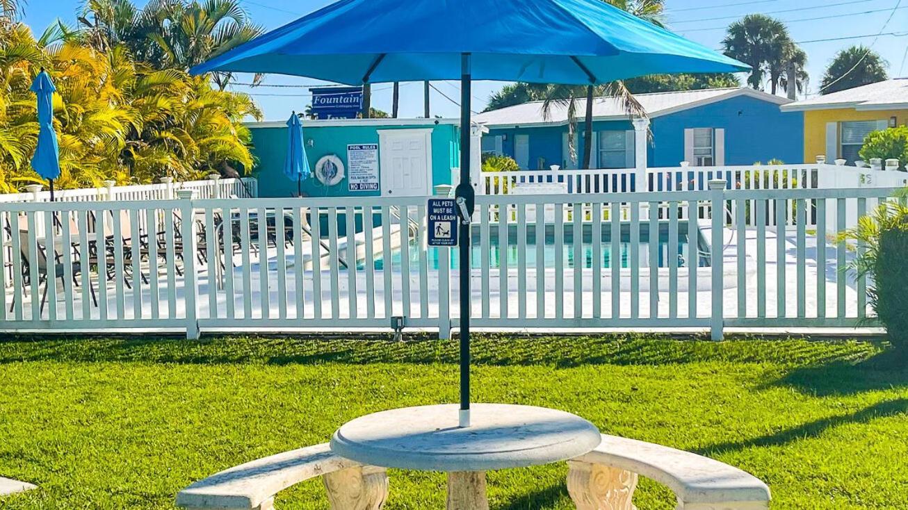 2 Bed Cottage With Pool, Close To Beach! Bbq Grills & Patio Fort Myers Exteriör bild